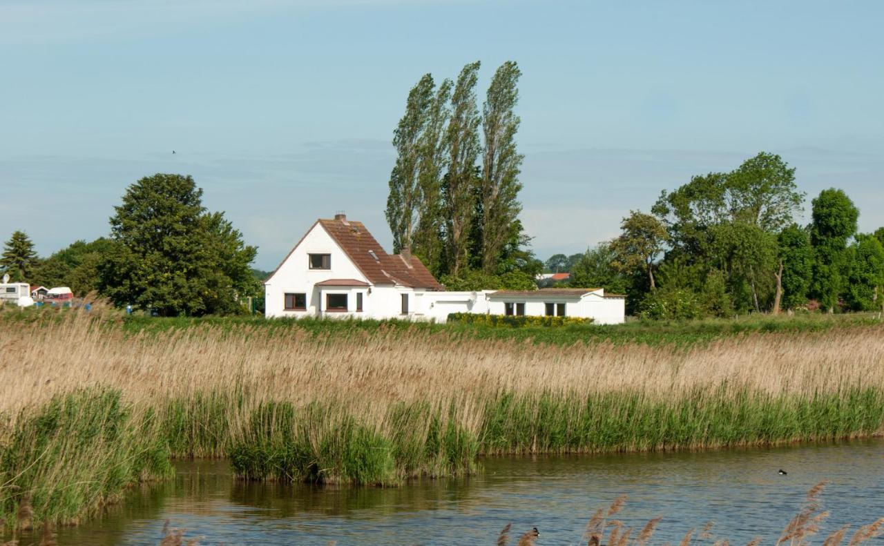 Holiday home Haus Deichblick Wulfen Fehmarn